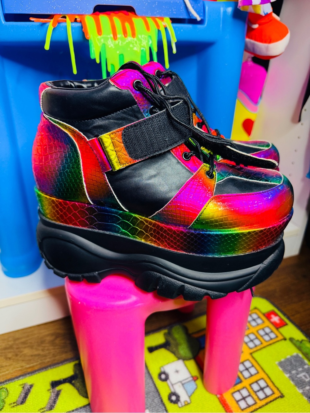 Rainbow Metallic Platform Sneakers for Women - Black Accent